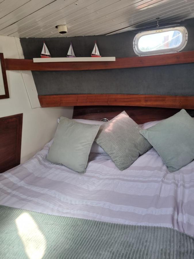 Traditional Boat Hotel Thorpe  Luaran gambar