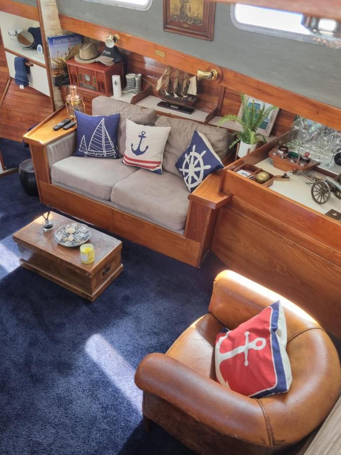 Traditional Boat Hotel Thorpe  Luaran gambar